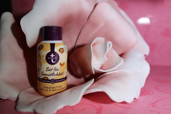 How to Layer Your Skincare Products for Maximum Absorption and Effectiveness?